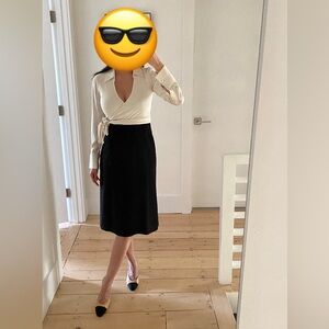 Diane von Furstenberg Classic Vintage Wrap Dress; silk black and white, size 00